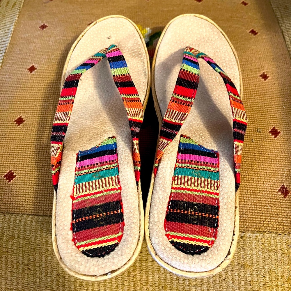 Muticolor platform sandals by SO